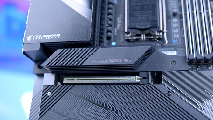 Z690 AORUS Master - PCI-E 5.0 Slot