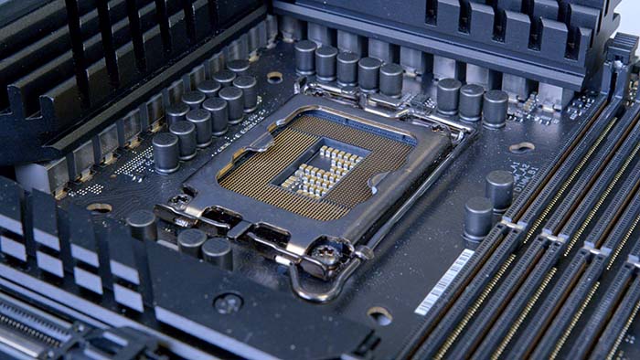 Z690 Maximus Hero CPU Socket - How to Choose the Right Motherboard
