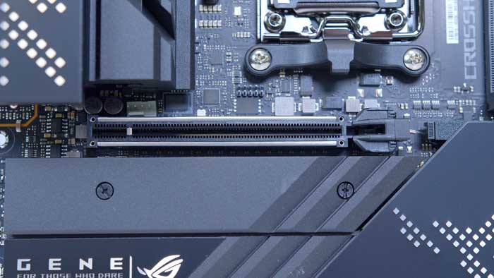 ASUS Crosshair X670E Gene PCI-E 5.0 Slot