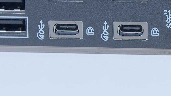 ASUS Crosshair X670E Gene USB4 Ports