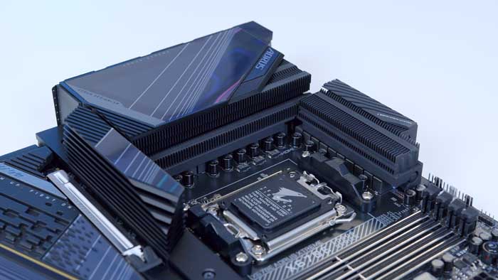 Gigabyte X670E AORUS XTREME VRM Cooling