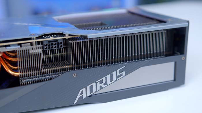 AORUS Master Power Connector and Heatsink