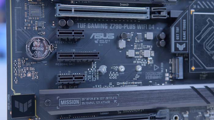 ASUS TUF Gaming Z790 M.2 Slot