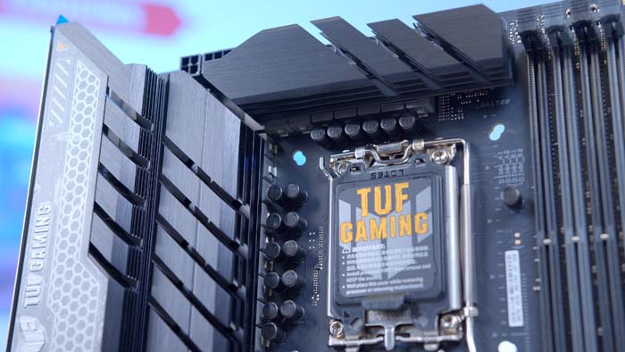 ASUS TUF Gaming Z790 VRM Heatsinks