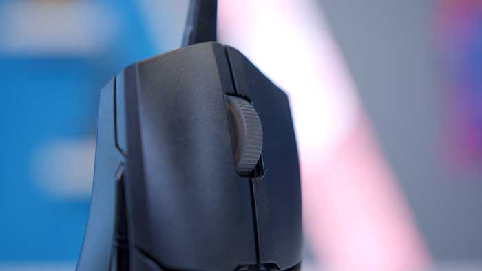 Cooler Master MM712 Mouse Review - Scroll Wheel