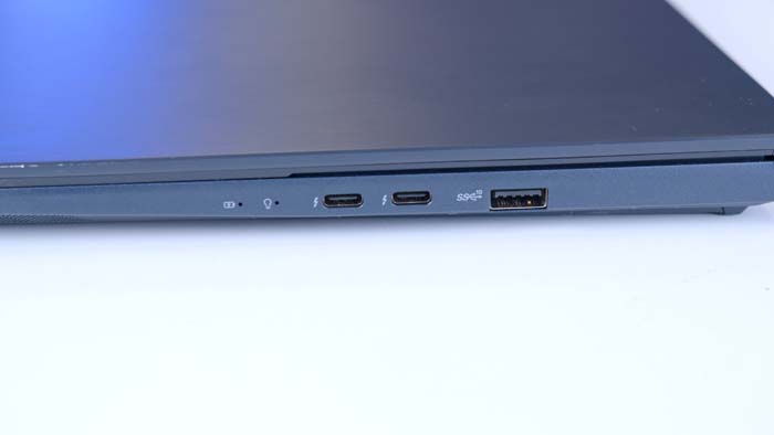 ASUS Zenbook Pro 14 Duo OLED Right Side IO