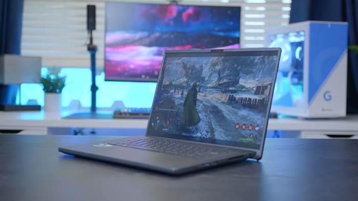 ASUS ROG Zephyrus M16 wide