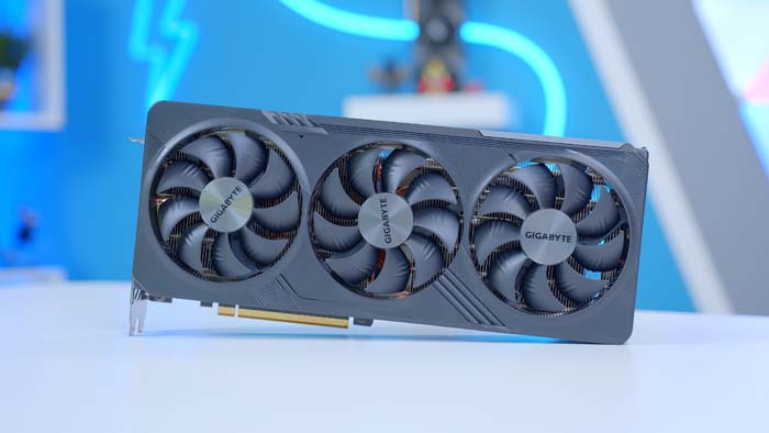  GIGABYTE Radeon RX 7700 XT Gaming OC 12G Graphics Card