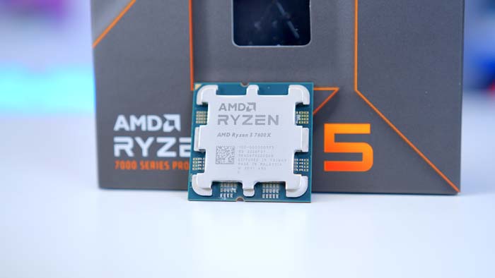 AMD Ryzen 5 7600X in Front of Box