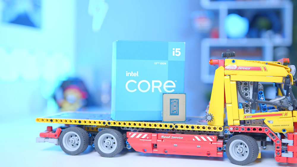 Intel Core i5 12400F on Truck Resized