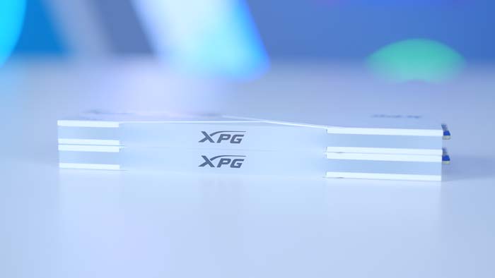 XPG Lancer RGB DDR5 White Two DIMMs Stacked