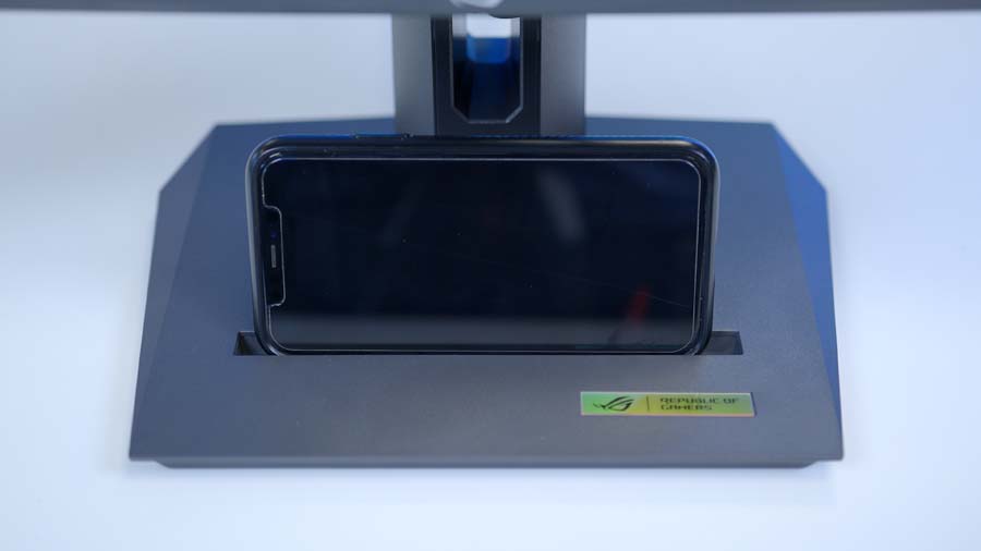 ASUS ROG XG27ACS phone holder