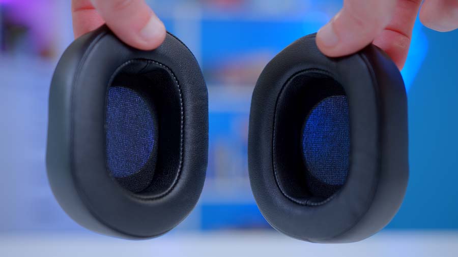 MPI_MSI Maestro 300 earcups