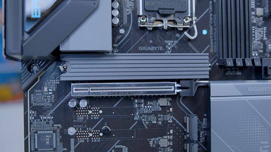 MPI_Gigabyte B860 EAGLE WIFI6E Primary PCI-E Slot