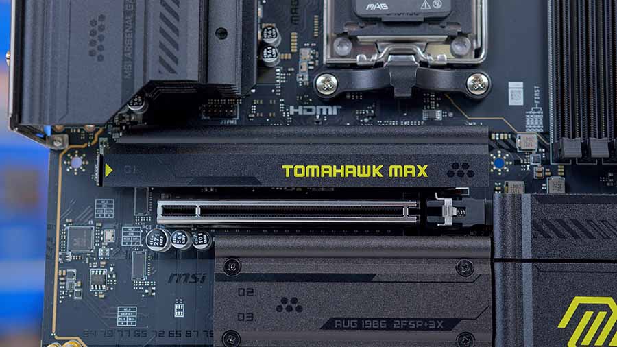 MPI_MSI MAG B850 TOMAHAWK MAX WiFi PCI-E Slot