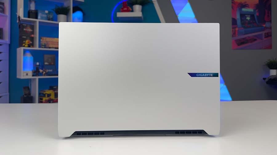 MPI_Gigabyte AERO X16 W1H Lid Test