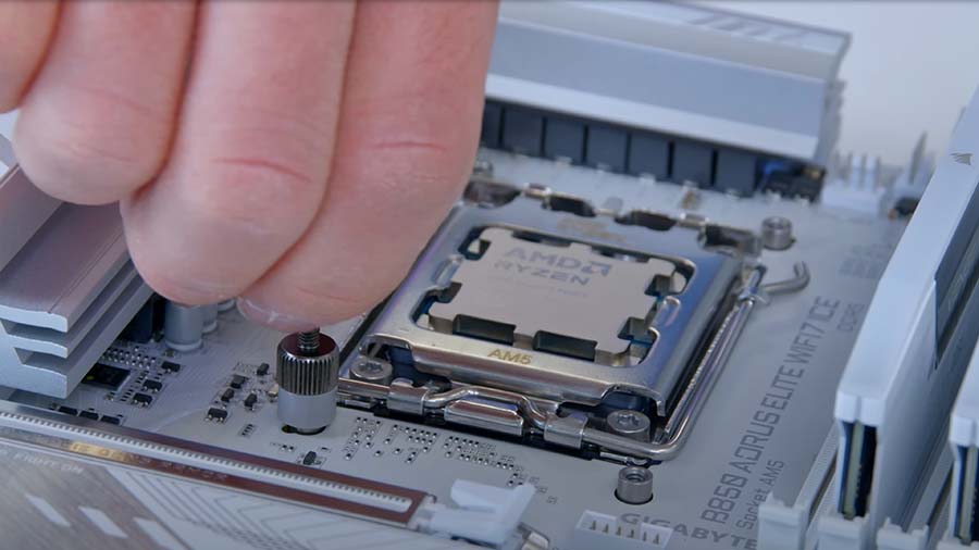 MPI_Corsair Nautilus 360 RS ARGB Installing Mounting Hardware