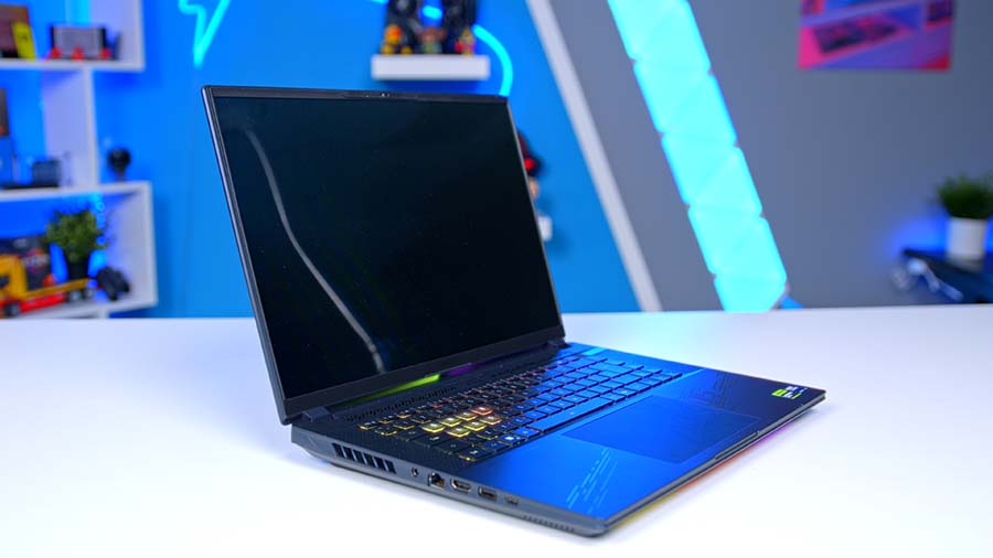 MPI_Gigabyte AORUS Master 16X Angled Screen Off New
