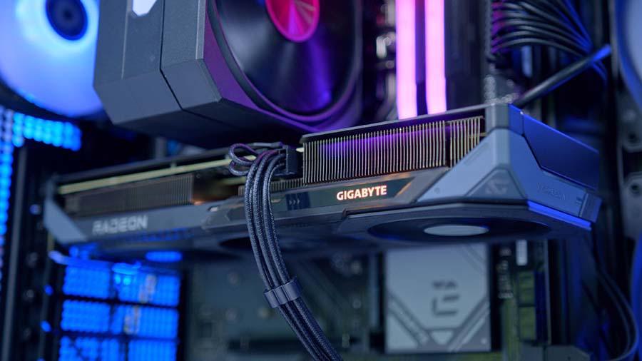AMD Radeon RX 9060 XT 16GB in Build RGB