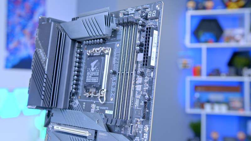 Z690 Motherboard DIM Slots