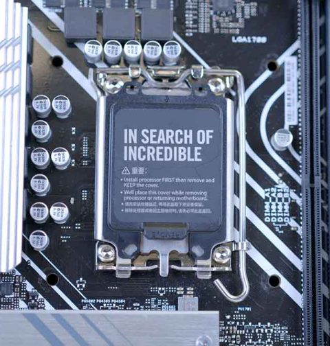 What is a Motherboard - Feature Image