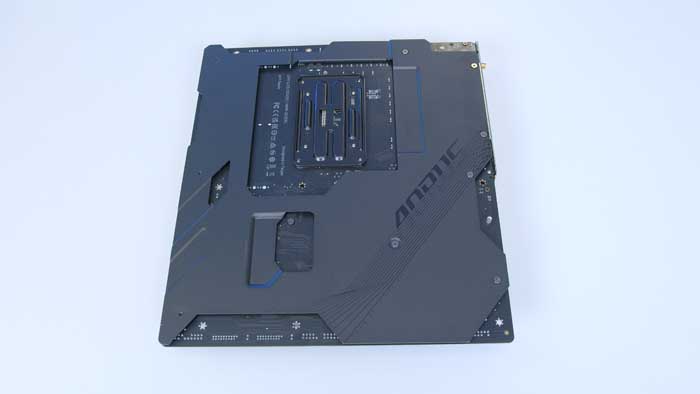 Gigabyte X670E AORUS Master Backplate