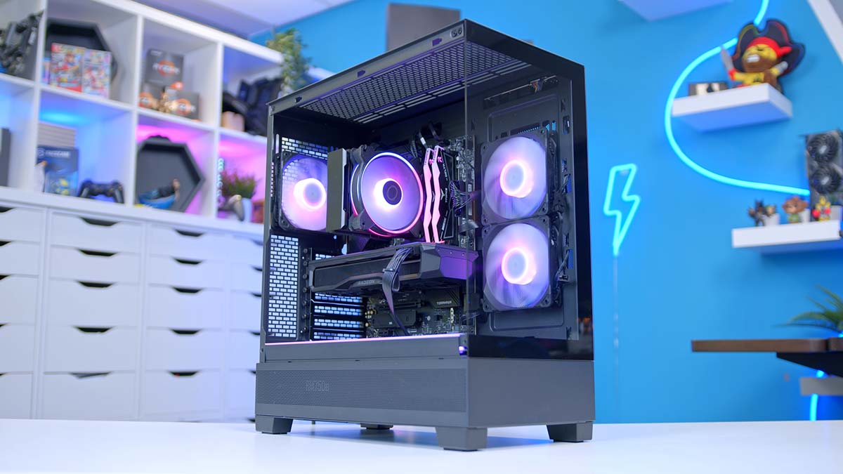 FI_Phanteks XT View + RX 7900 XT