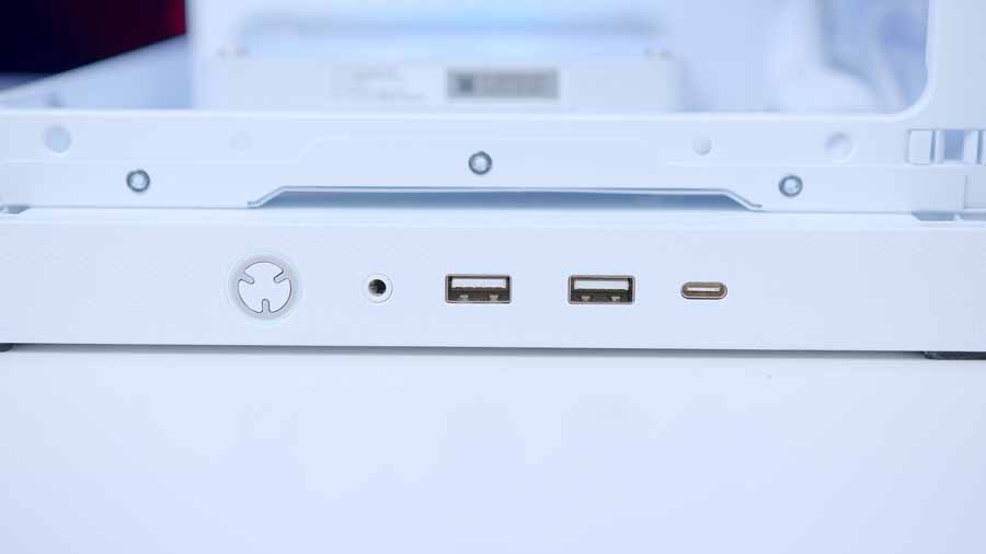 MPI_Corsair 4500X Front IO
