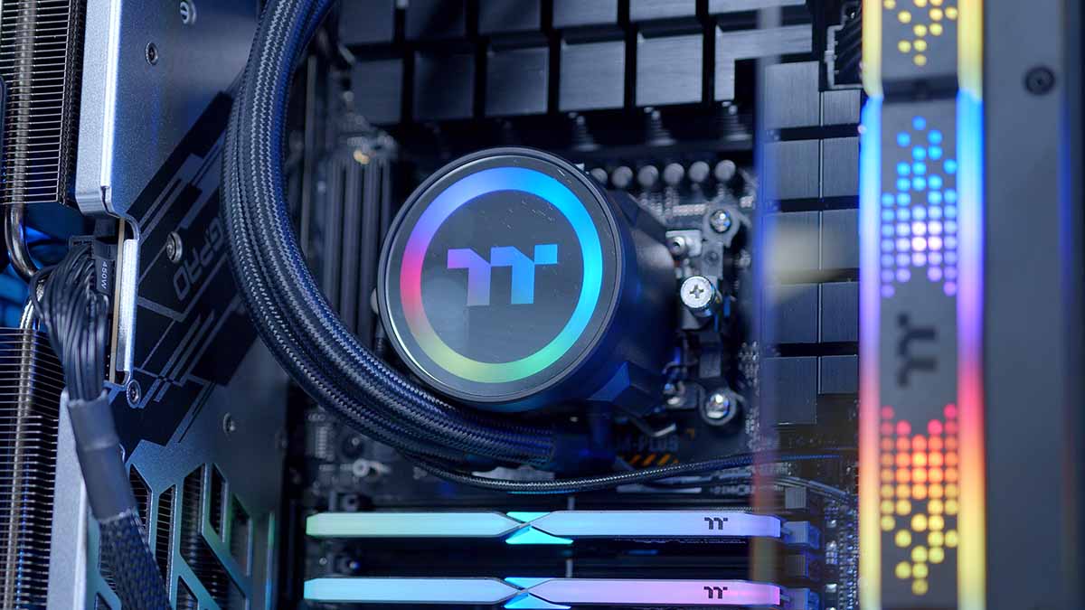 FI_Thermaltake Blacl Friday