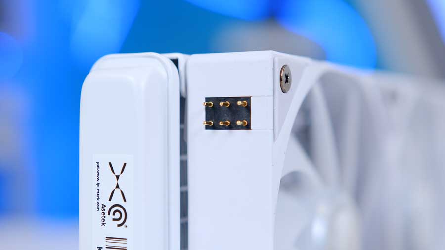 MPI_TRYX STAGE 360 AIO White Magnetic Fan Connection
